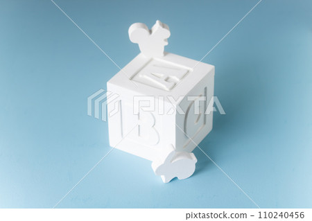Building blocks/child image 110240456