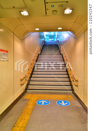 東北澤站檢票口 站內 小田急線 東北澤站檢票口 站內 小田急線 110241547