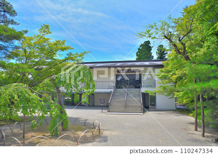 東北、平泉、毛越淨土庭園、岩手縣平泉町參道旁的寶物館 (3) 東北、平泉、毛越淨土庭園、岩手縣平泉町參道旁的寶物館 (3) 110247334