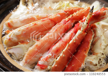 Delicious crab hotpot made with king crab Delicious crab hotpot made with king crab 110248553