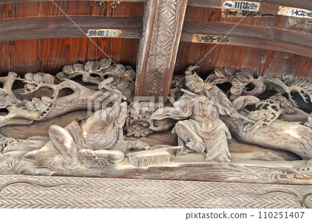 彌由美稻荷神社參拜殿的雕刻【埼玉縣東松山市】 110251407