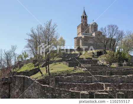 Ruins of ancient buildings inside the fortress walls of the Tsarevets fortress in Veliko Tarnovo. 110255517