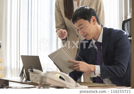 秘書與青年會長會面 秘書與青年會長會面 110255721