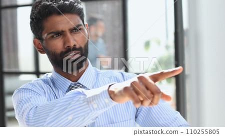Pointing, finger, histograms, representation, laptop, computer, screen. 110255805