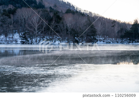 Lake Yunoko in winter in Oku-Nikko Lake Yunoko in winter in Oku-Nikko 110256009
