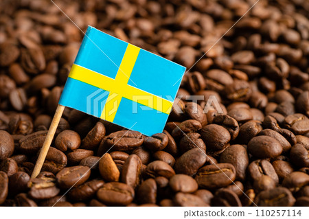 Sweden flag on coffee bean, import export trade online commerce concept. 110257114