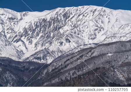 [長野縣] 冬天的北阿爾卑斯山/白馬村 110257705