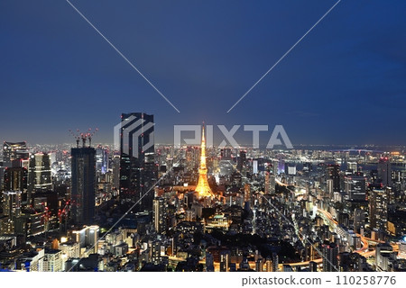 Night view from Tokyo Tower and Roppongi Hills 110258776