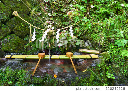 京都貴船神社本宮神水（京都府京都市） 110259626