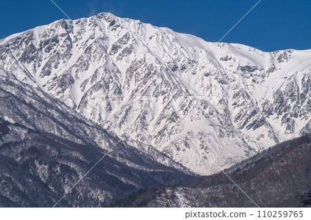 [長野縣] 冬天的北阿爾卑斯山/白馬村 110259765