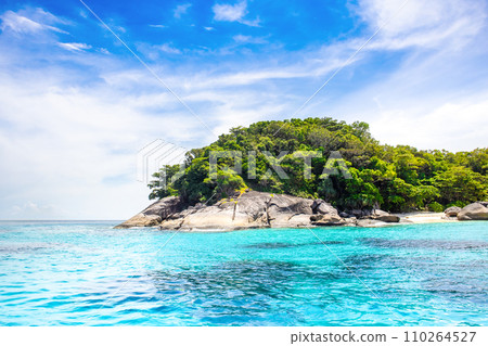 Beautiful landscape of the Similan Islands, Thailand 110264527