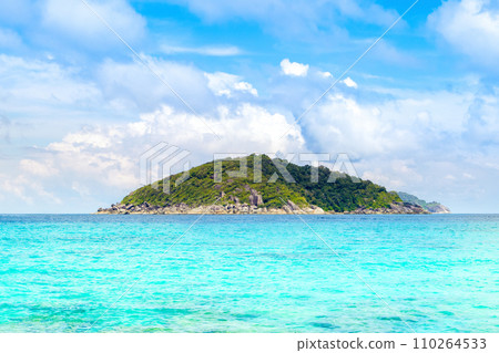 Beautiful landscape of the Similan Islands, Thailand 110264533