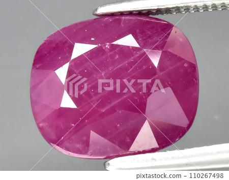 natural red ruby gem on the background 110267498