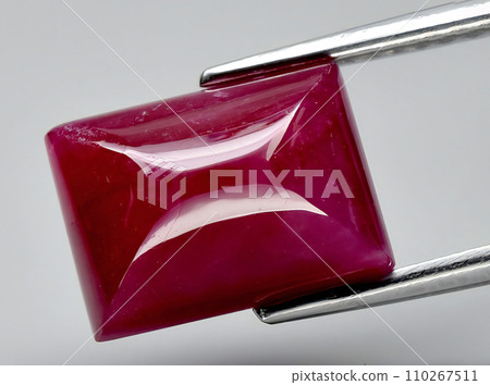 natural red ruby gem on the background 110267511