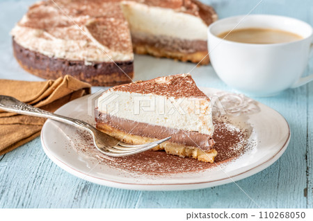 Bittersweet chocolate cheesecake 110268050