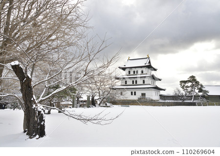 拍攝北海道松前町松前城跡公園冬季風景 拍攝北海道松前町松前城跡公園冬季風景 110269604