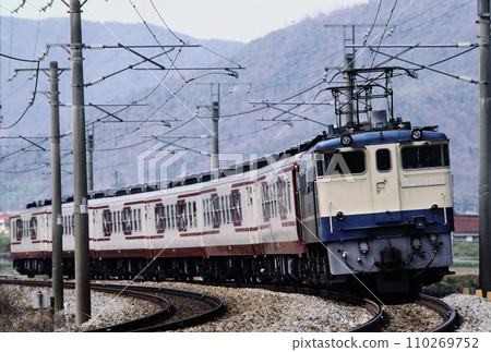 1987年 友善陸奧在山陽本線行駛 110269752