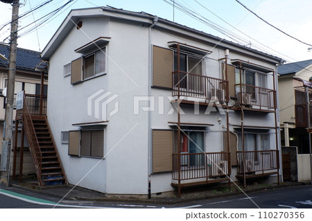 Showa's apartment Showa's apartment 110270356