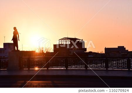 Nuimai Bridge sunset 110270924
