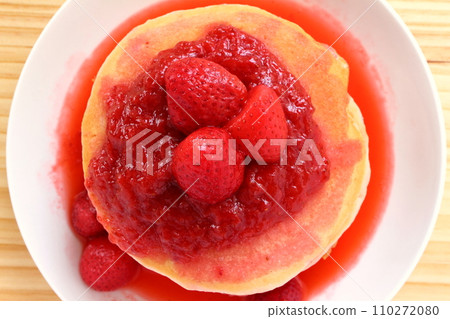 草莓煎餅配草莓醬 110272080