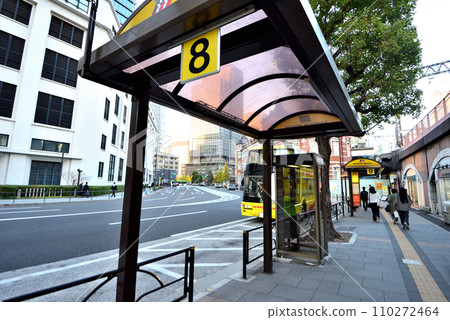 Marunouchi Hato bus stop scenery Marunouchi Hato bus stop scenery 110272464