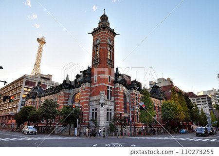 與橫濱開港紀念館交叉口 110273255