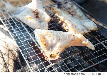 Roast the salmon over a bonfire Roast the salmon over a bonfire 110273810