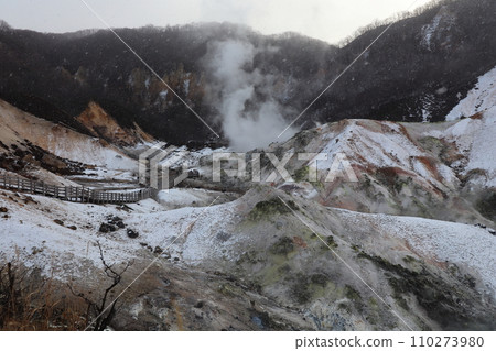 Noboribetsu冬天谷在冬天 110273980