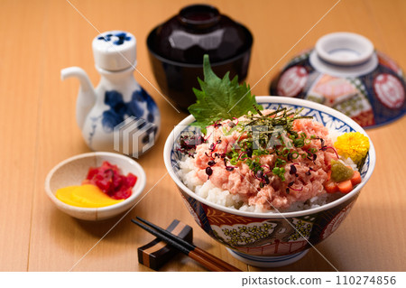 Negitoro-don Tuna Tataki-don Negitoro-don Tuna Tataki-don 110274856