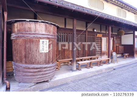 大阪府河內長野市高野街道沿線的舊街景 110276339