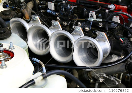 4-throttle 4AG engine with intake funnel 4-throttle 4AG engine with intake funnel 110276832