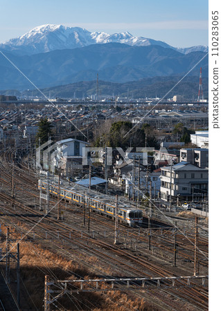 伊吹山與鐵道風景 110283065