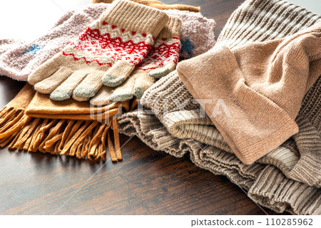 winter clothing 110285962