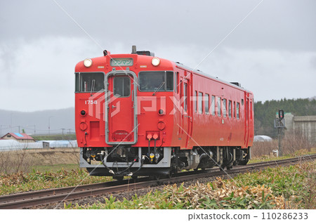 根室本線 富良野筱下 JR 北海道 Kiha 40-1758（釧路） 110286233