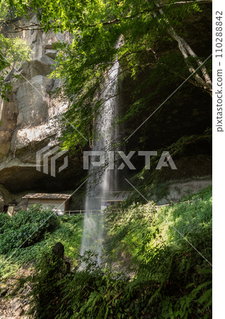 Tanashitafudo Falls in Shibukawa City, Gunma Prefecture Tanashitafudo Falls in Shibukawa City, Gunma Prefecture 110288842