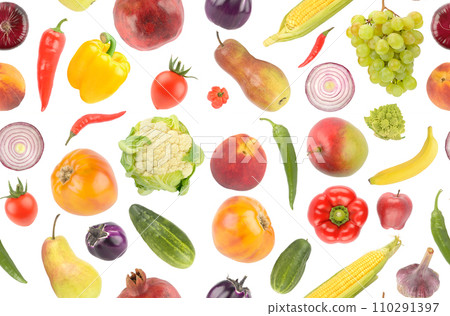 Seamless pattern of beautiful bright vegetables and fruits isolated on white 110291397