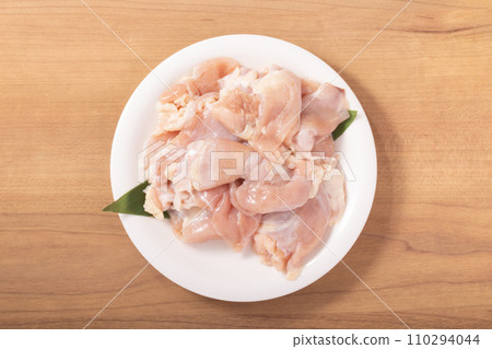 Domestic young chicken skirt steak for yakiniku Domestic young chicken skirt steak for yakiniku 110294044