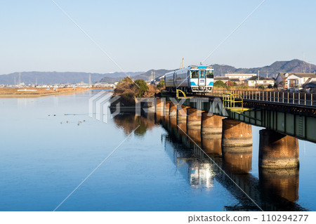 [Mugi Line] Limited Express Muroto 2 bound for Tokushima Station 110294277