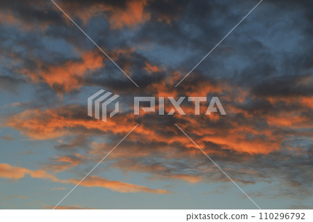 Sinking sun 110296792