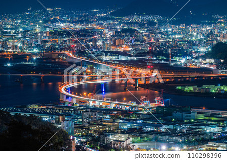 Night view of Hiroshima city seen from Kushikake Forest Road 110298396