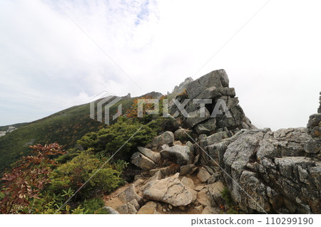 Climbing Mt. Kinpu in Yamanashi Prefecture in October 2023 110299190