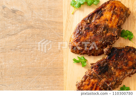 spicy grilled jamaican jerk chicken spicy grilled jamaican jerk chicken 110300780