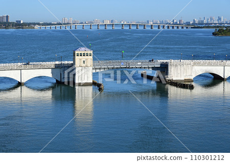 The Venetian Causeway between Miami and Miami Beach, Florida. 110301212