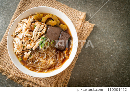 Stewed Chicken Noodle Soup Bowl 110301432