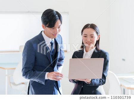 商務人士說話 商務人士說話 110301739