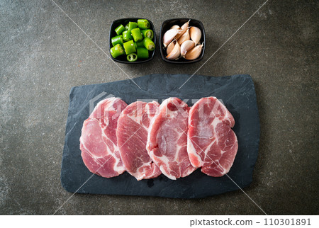 fresh pork neck raw or collar pork fresh pork neck raw or collar pork 110301891