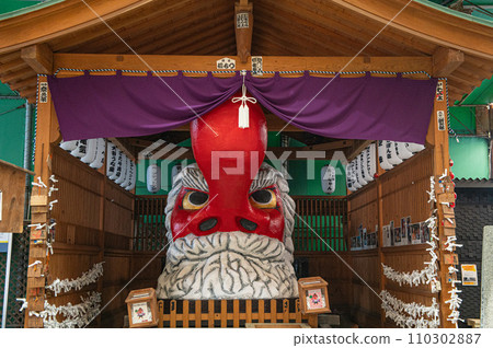 Yayoi Tengu, the symbol of the Yayoi shopping district Yayoi Tengu, the symbol of the Yayoi shopping district 110302887