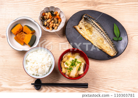 Japanese dish of Sesame Sannina Japanese dish of Sesame Sannina 110303781