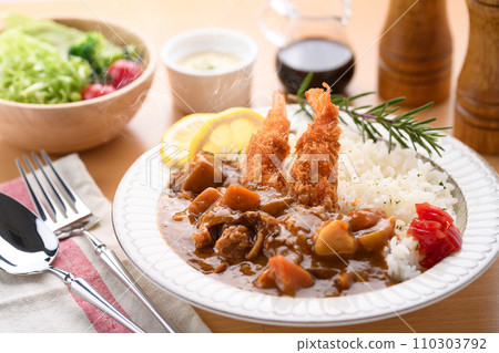 Shrimp fry curry 110303792