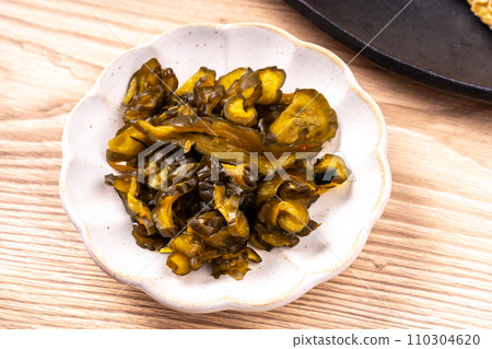 酥脆的醃黃瓜 110304620